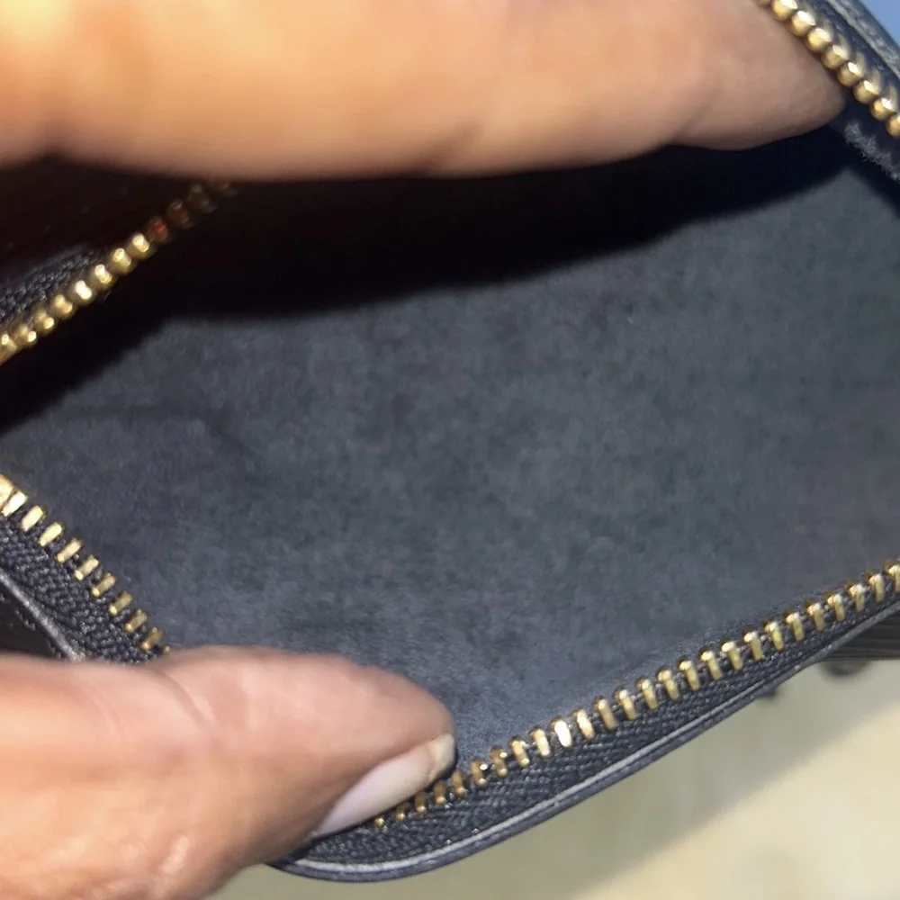 Louis Vuitton GM Solferino epi bag🎉🎉Host Pick small bag not included - Picture 6 of 10